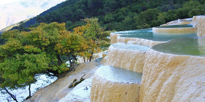 香格裏拉白水台